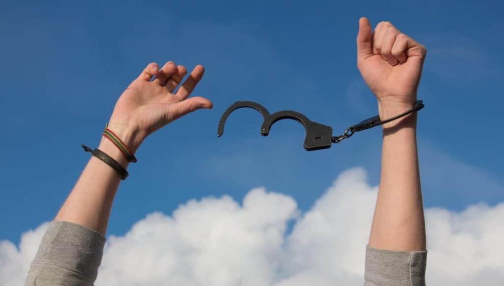 How a Partial Hospitalization Program Works for Addiction Treatment